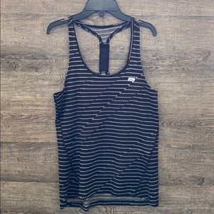🚨5/$25🚨 Marika workout top size medium
